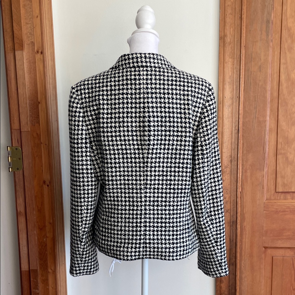 EMMA JAMES Classic Houndstooth Tweed Black and White Blazer 8 - Picture 6 of 16